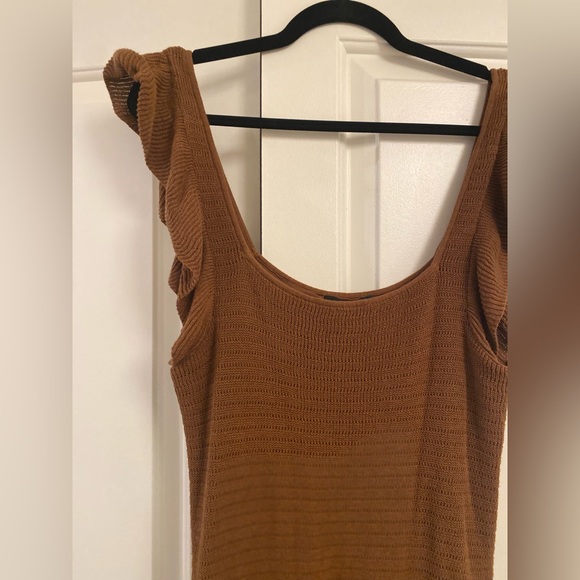 House of Harlow 1960 Brown Knit Ruffle Midi Dress - Picture 2 of 8